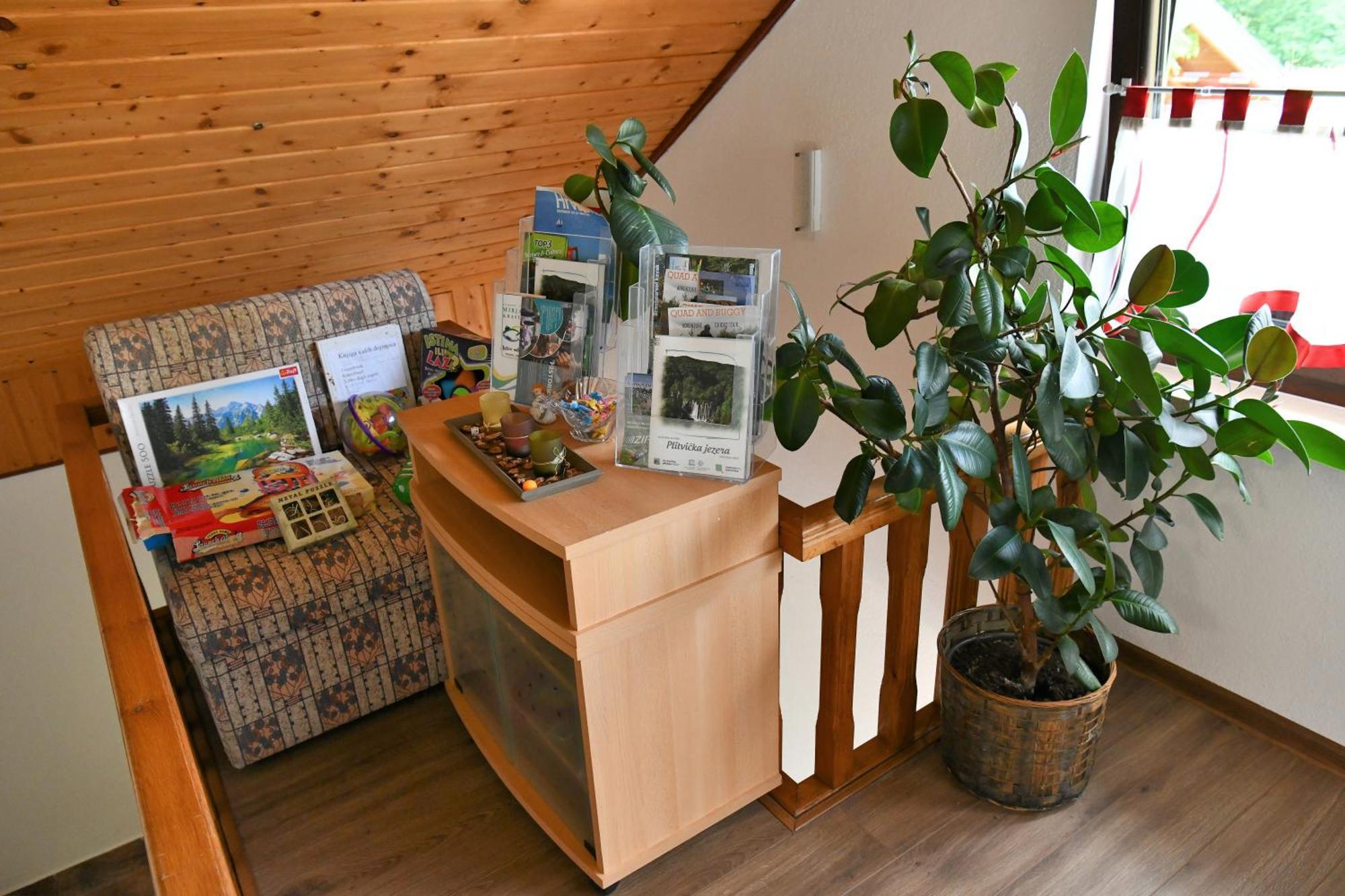 Appartement House Jelena à Selište Drežničko Extérieur photo